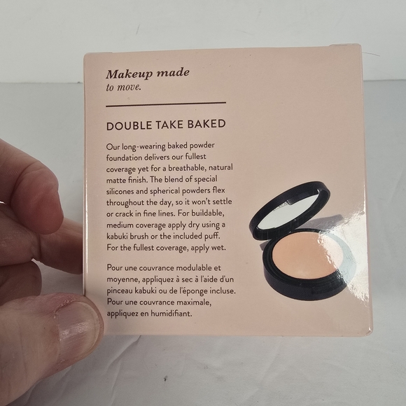 NWT Laura Geller Double Take Versatile Powder Baked Foundation Color: Fair - Picture 5 of 7
